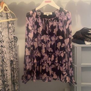 Diane von Furstenburg shirt 100%silk medium floral